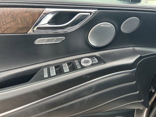 Used 2025 Genesis GV80 2.5T Prestige image 9