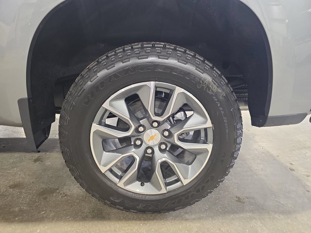 New 2026 Chevrolet Silverado 1500 LT w/ All Star Edition Plus AWD/4WD image 32