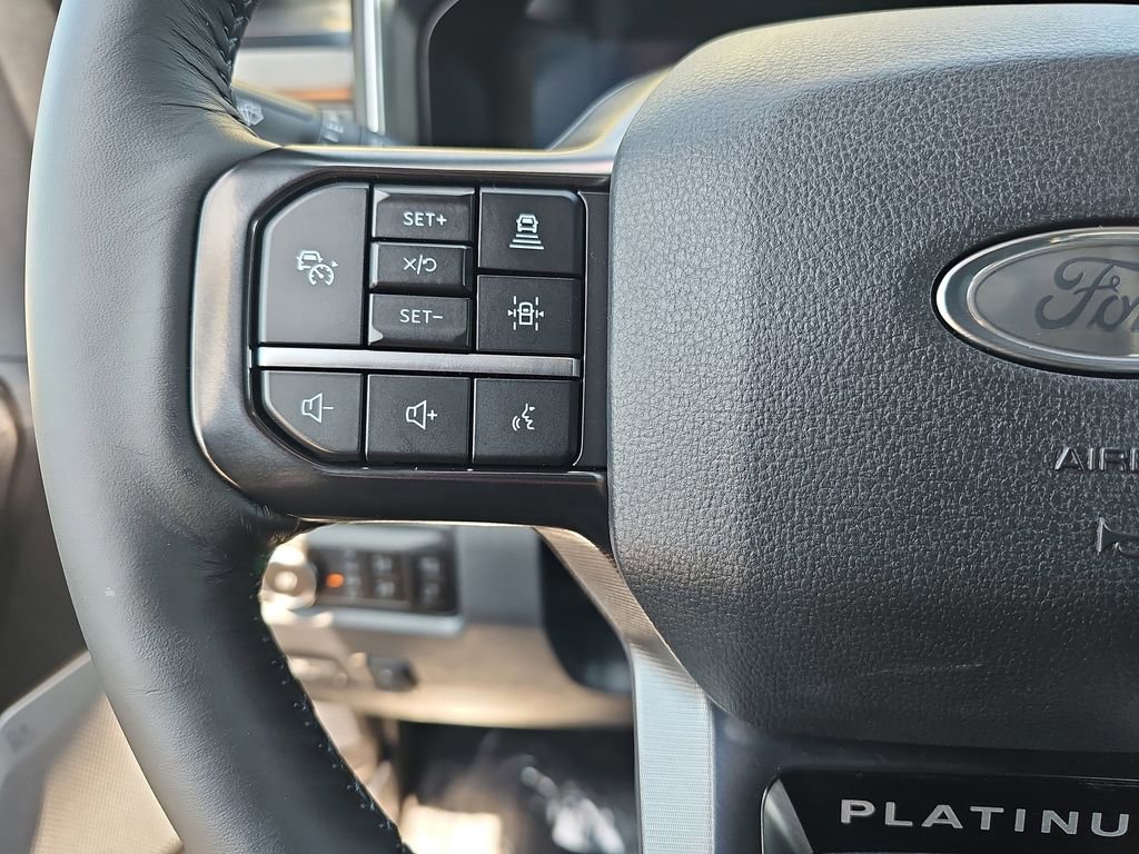 New 2026 Ford F350 Platinum w/ FX4 Off-Road Package image 16