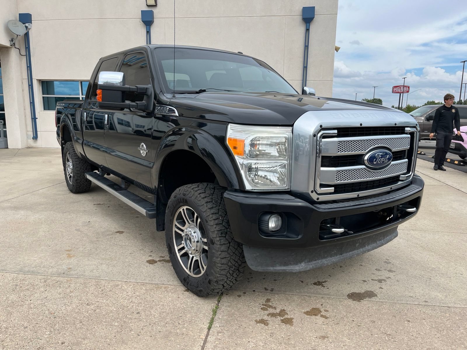 Used 2014 Ford F350 Platinum w/ Platinum Package AWD/4WD image 3