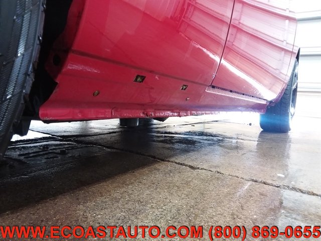 Used 2012 Dodge Challenger R/T RWD image 14
