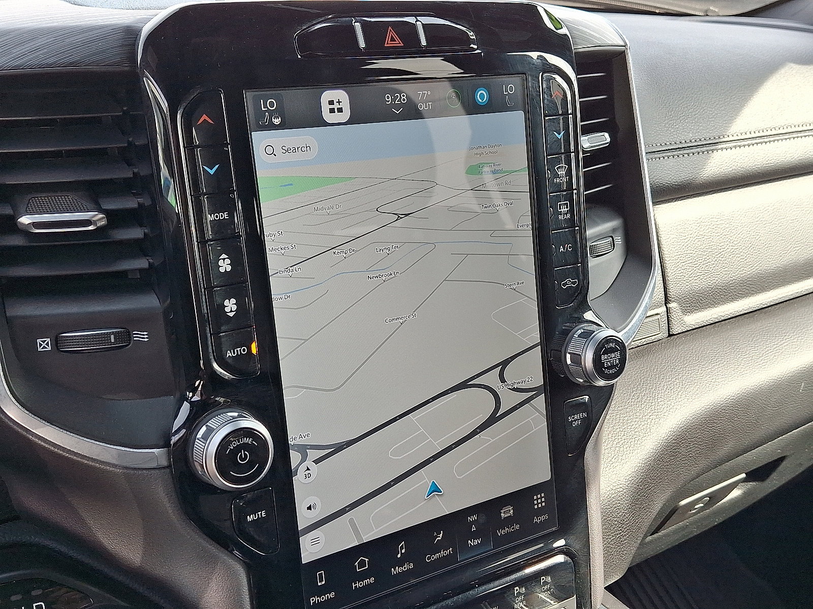 Certified 2023 RAM 1500 Laramie image 18