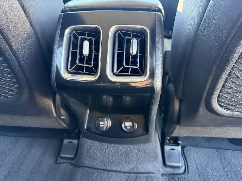 Used 2021 Kia Sorento LX FWD image 31