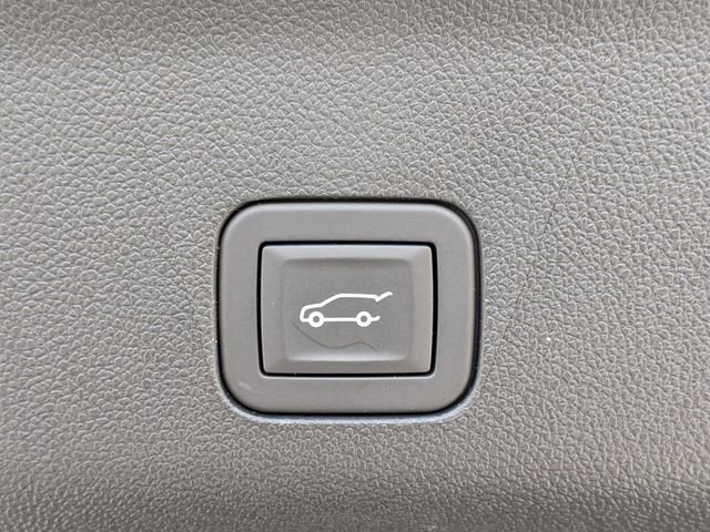 Used 2025 Chevrolet Tahoe Premier image 37