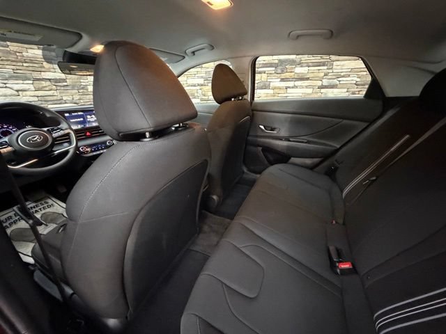 Certified 2023 Hyundai Elantra SEL w/ Cargo Package FWD image 28