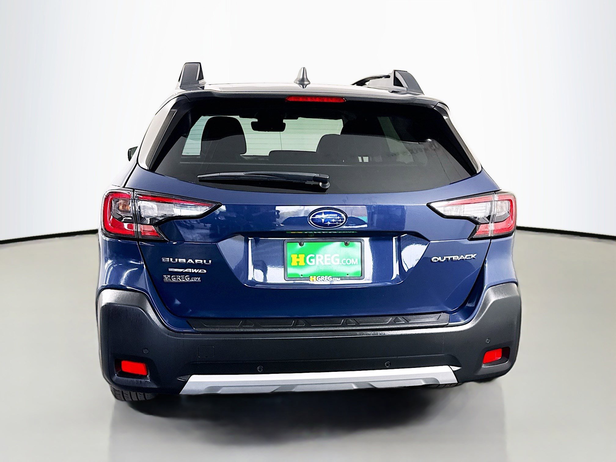 Used 2023 Subaru Outback Limited image 8