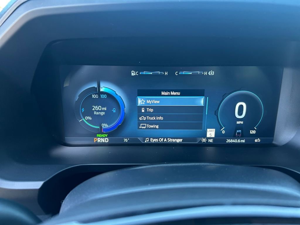 Used 2024 Ford F150 Lightning Platinum AWD/4WD image 14