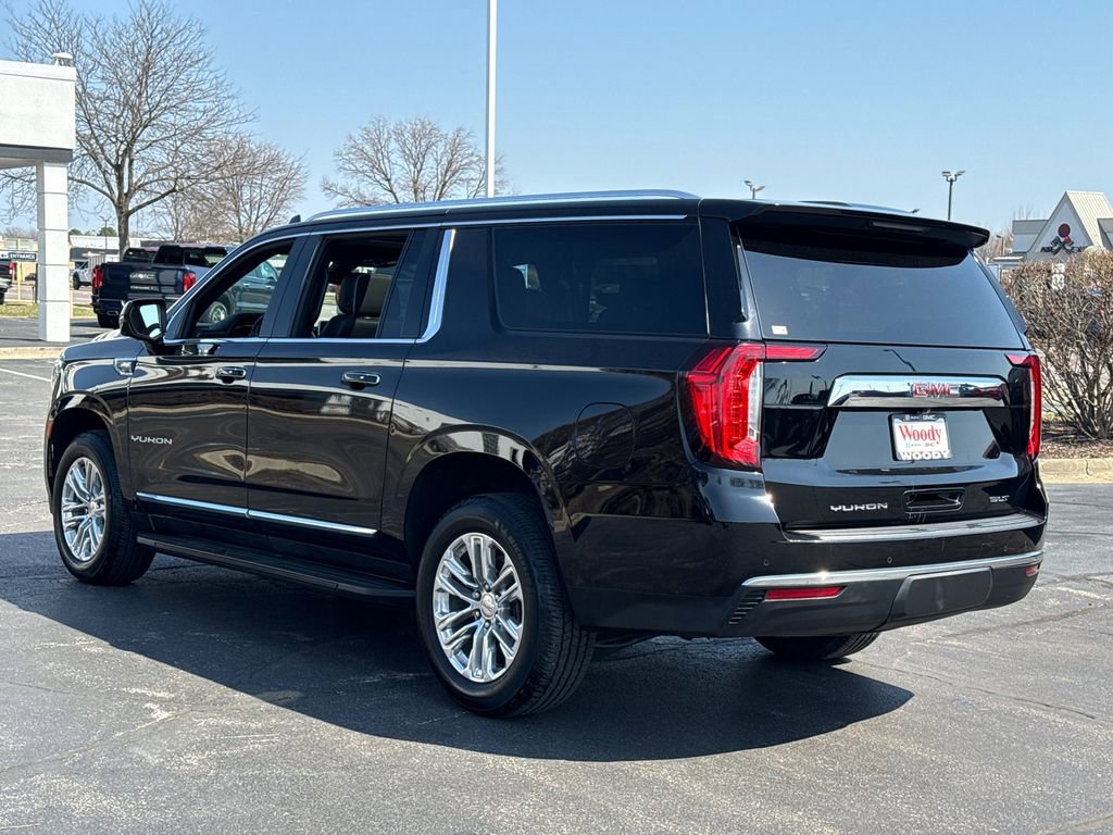 Used 2022 GMC Yukon XL SLT w/ SLT Premium Package image 8
