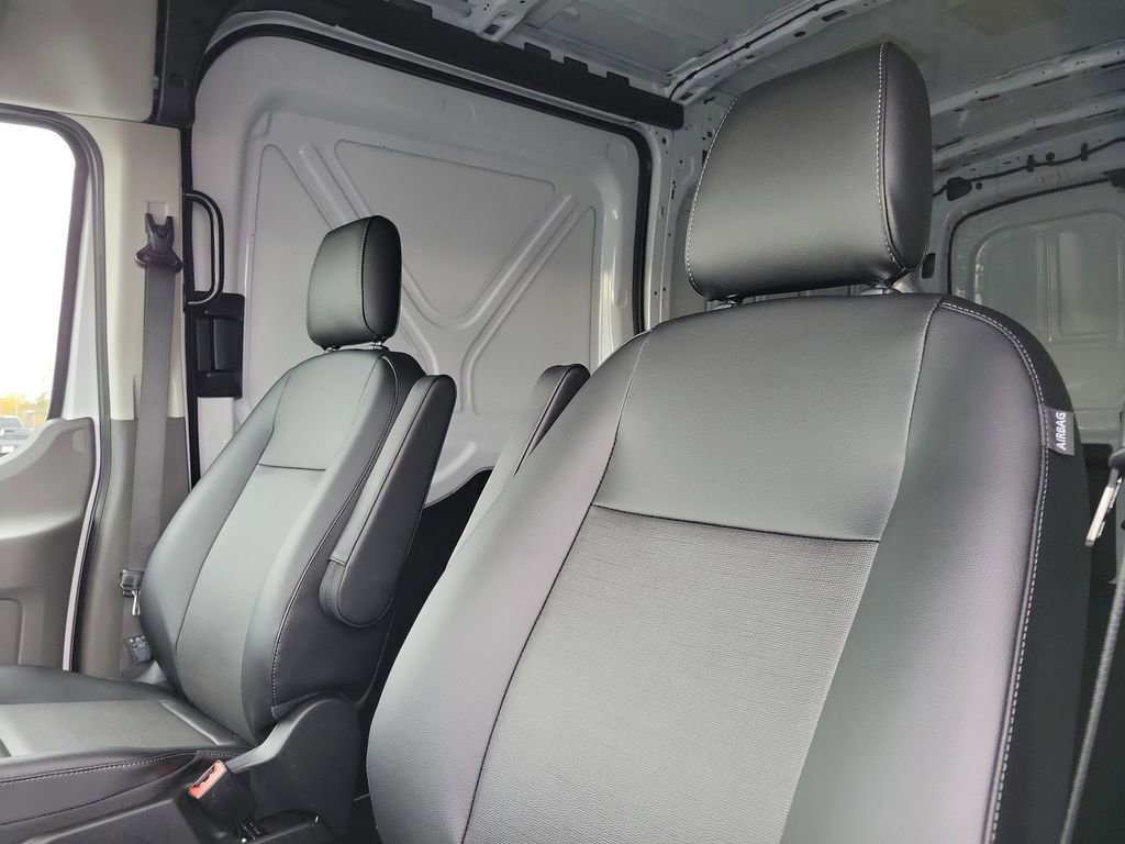 New 2026 Ford Transit 250 148 Medium Roof image 23