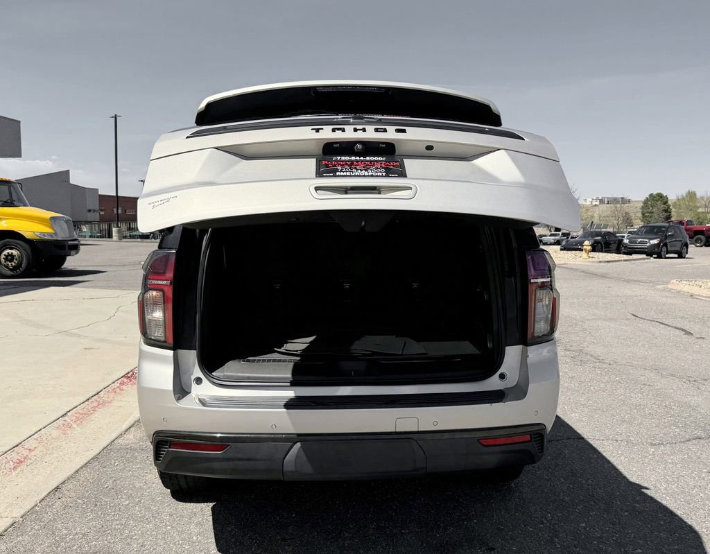 Used 2021 Chevrolet Tahoe Z71 w/ Z71 Signature Package AWD/4WD image 8