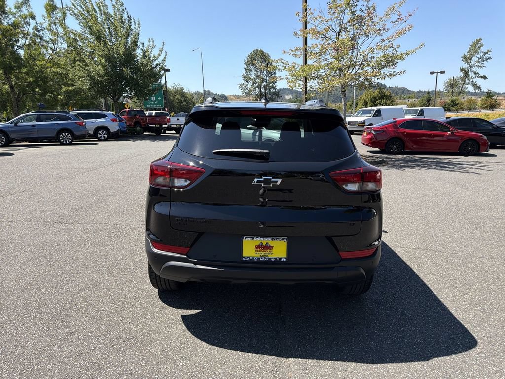 New 2026 Chevrolet TrailBlazer LT w/ Convenience Package AWD/4WD image 8