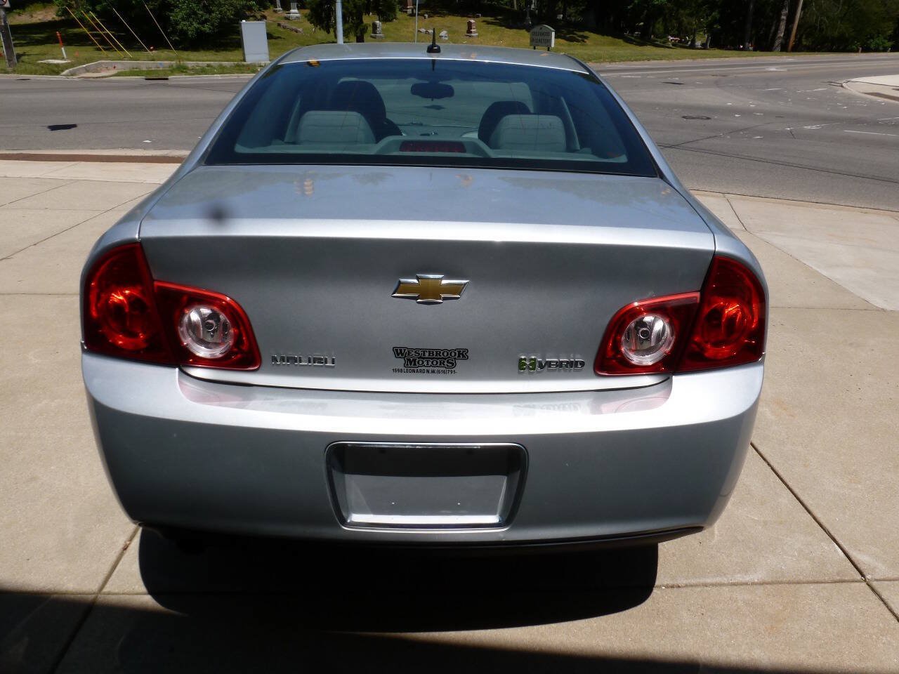 Used 2010 Chevrolet Malibu Hybrid FWD image 8