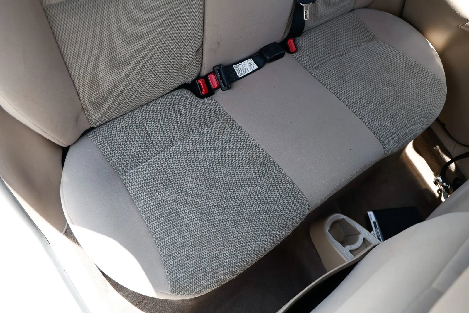 Used 2004 Ford Focus SE FWD image 21