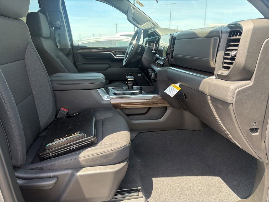 New 2026 Chevrolet Silverado 1500 LT Trail Boss w/ Safety Package AWD/4WD image 25