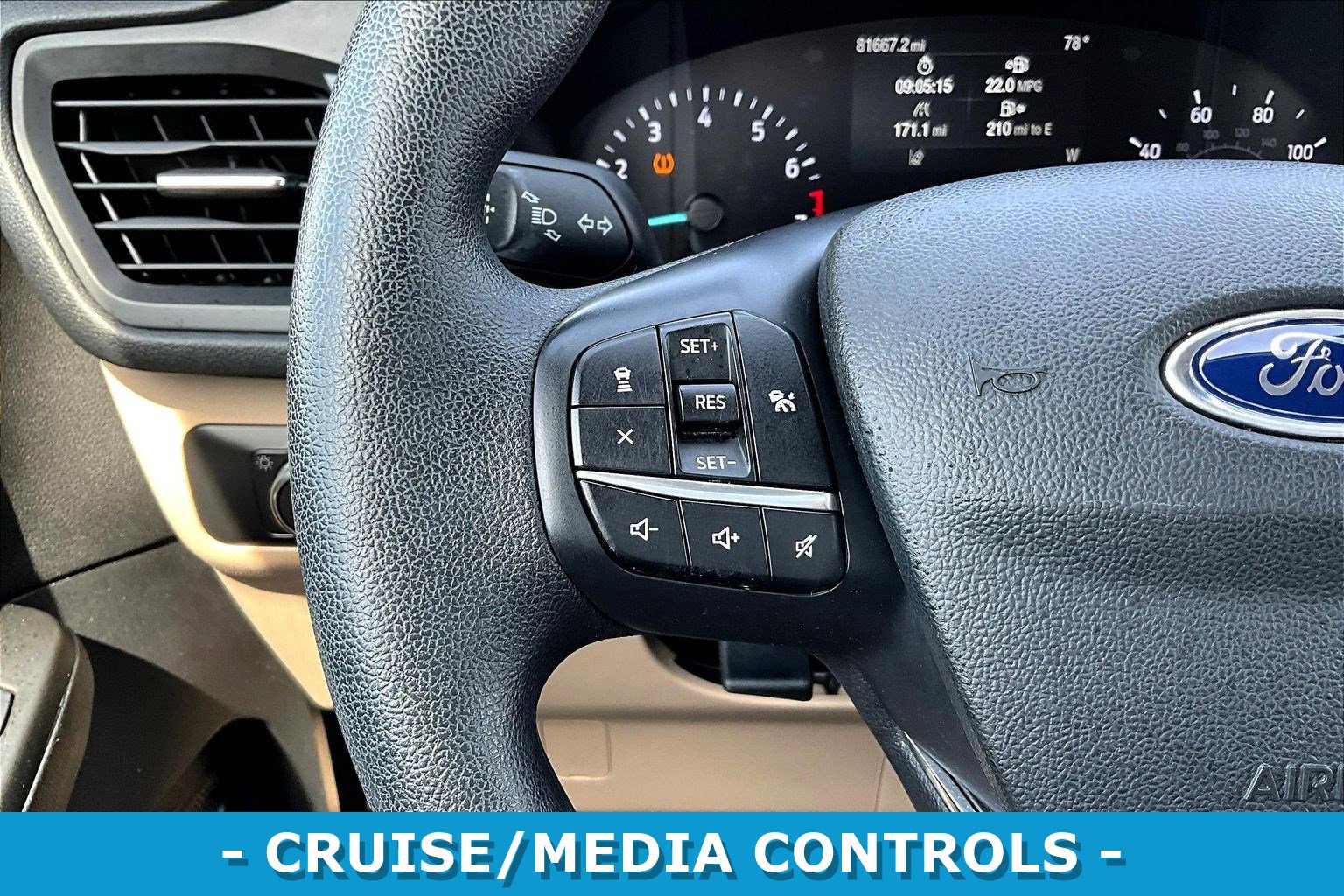 Used 2020 Ford Escape SE FWD image 11