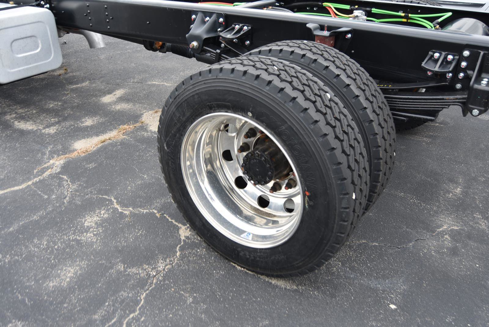 New 2024 Chevrolet Low Cab Forward 6500XD image 9