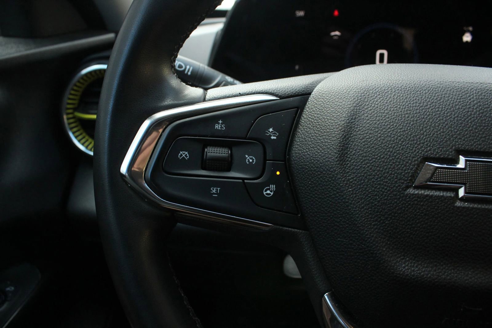 Used 2024 Chevrolet Trax ACTIV w/ Driver Confidence Package FWD image 28