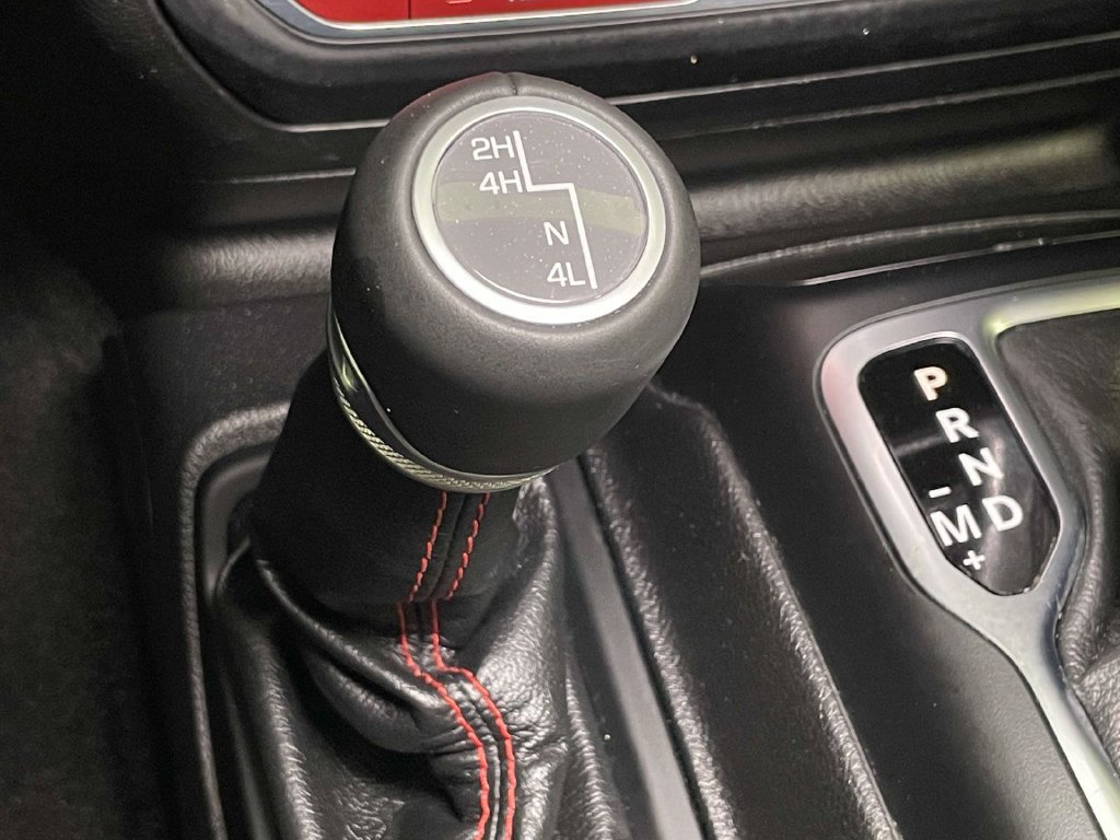 Used 2021 Jeep Gladiator Rubicon AWD/4WD image 38