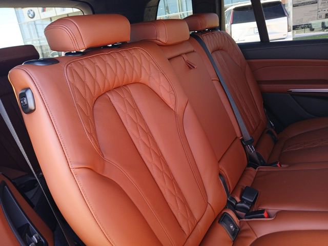 New 2026 BMW X7 xDrive40i AWD/4WD image 13