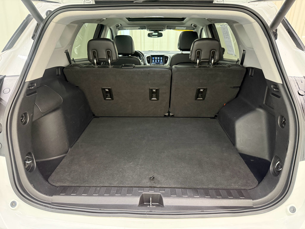 Used 2018 GMC Terrain SLT w/ Preferred Package AWD/4WD image 14