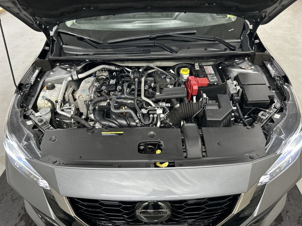 Used 2023 Nissan Sentra SR w/ SR Premium Package FWD image 24