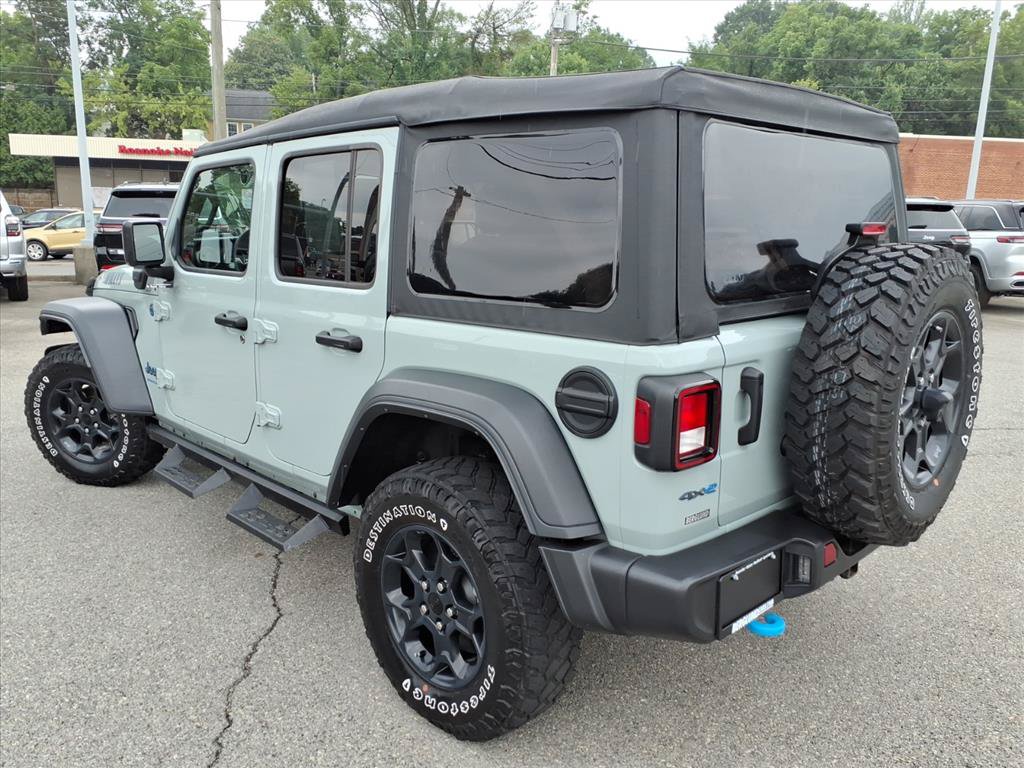 Used 2023 Jeep Wrangler Unlimited w/ Convenience Group AWD/4WD image 6