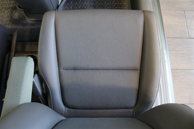 Used 2005 Honda Element EX image 61