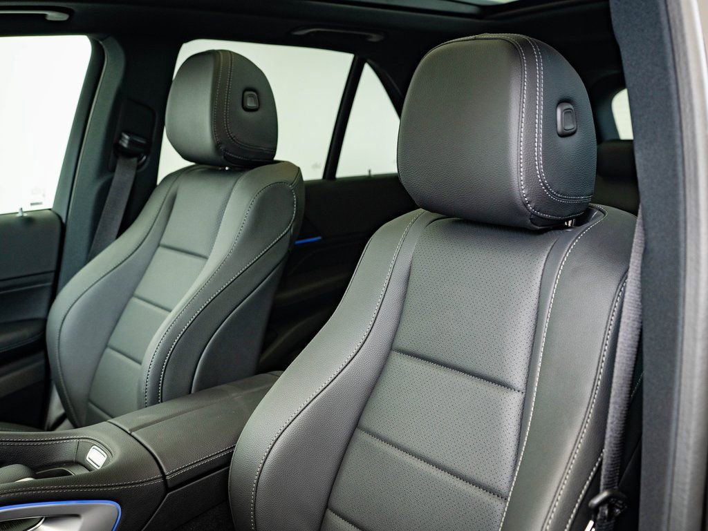 Certified 2025 Mercedes-Benz GLE 450 4MATIC image 22