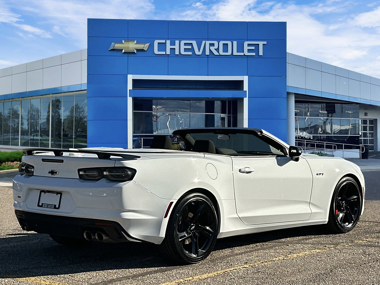 Certified 2023 Chevrolet Camaro LT w/ RS Package image 4