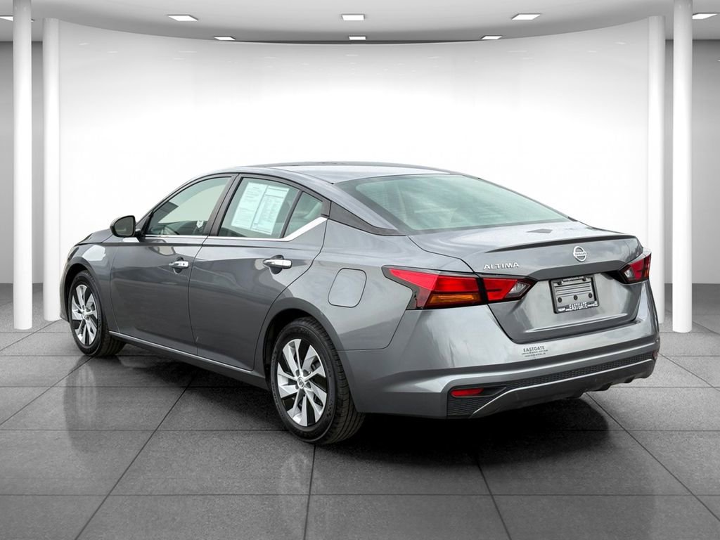 Used 2022 Nissan Altima 2.5 S FWD image 5