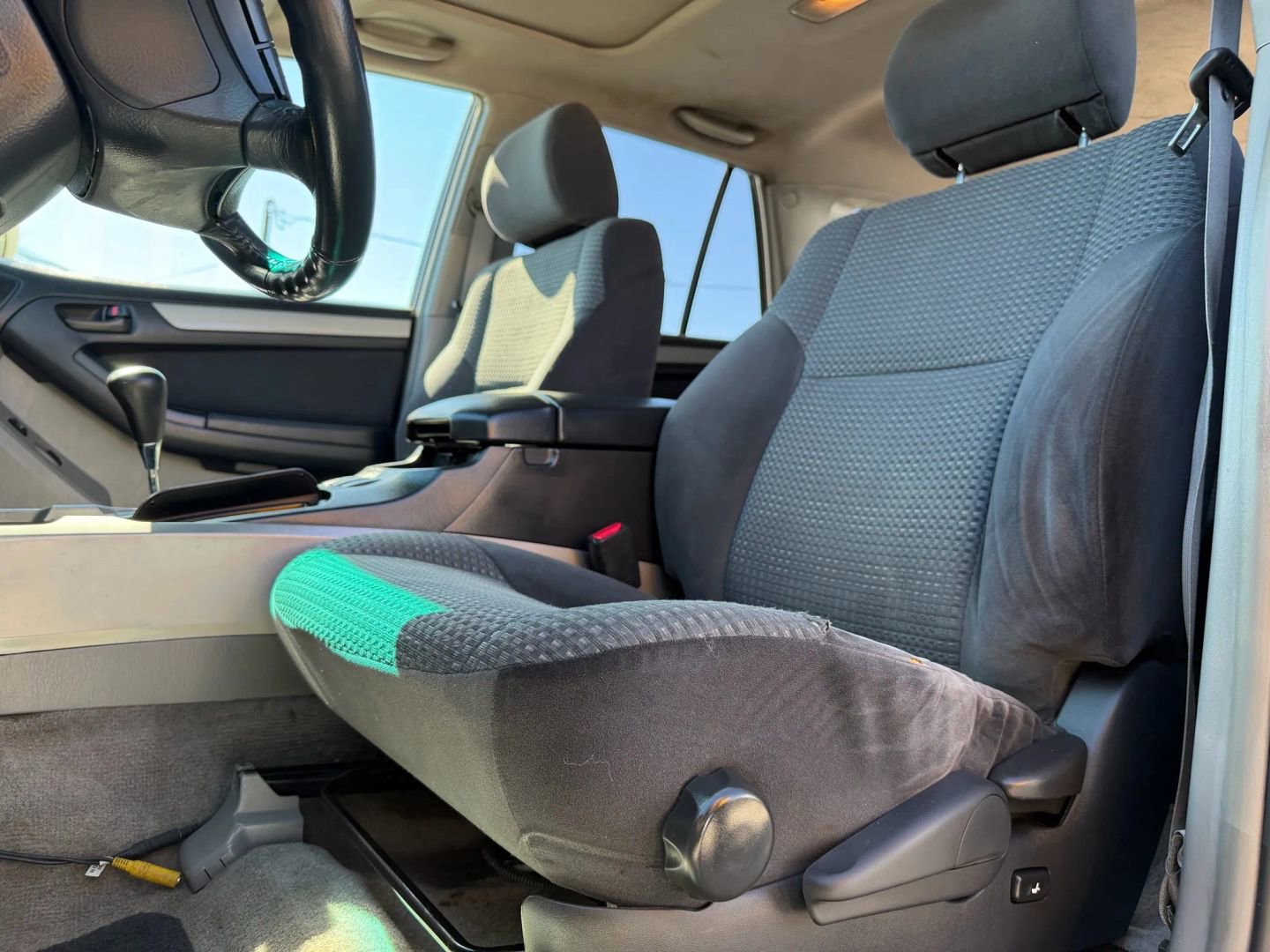 Used 2005 Toyota 4Runner Sport image 25