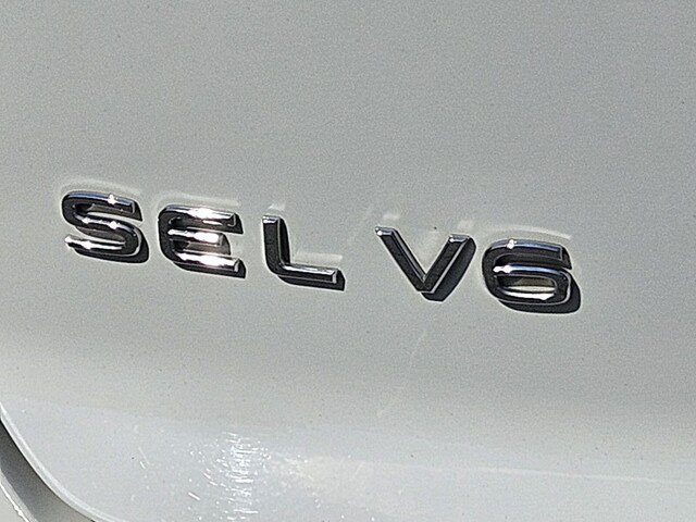 Certified 2021 Volkswagen Atlas Cross Sport SEL R-Line FWD image 33