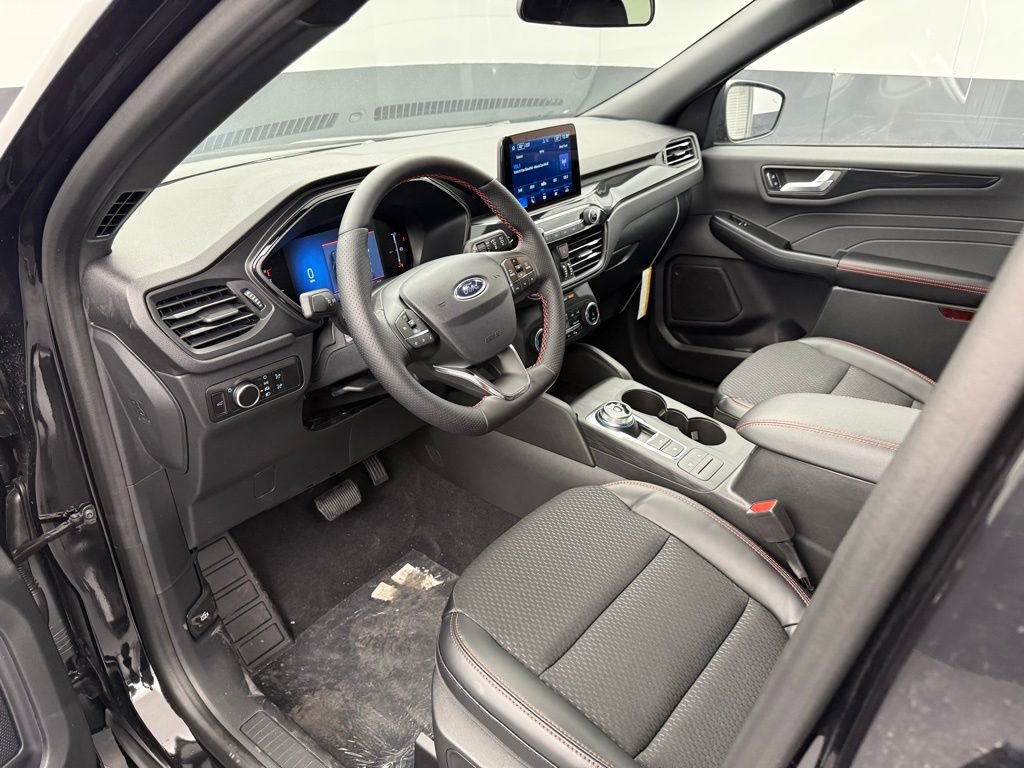 New 2026 Ford Escape ST-Line w/ Cold Weather Package AWD/4WD image 39