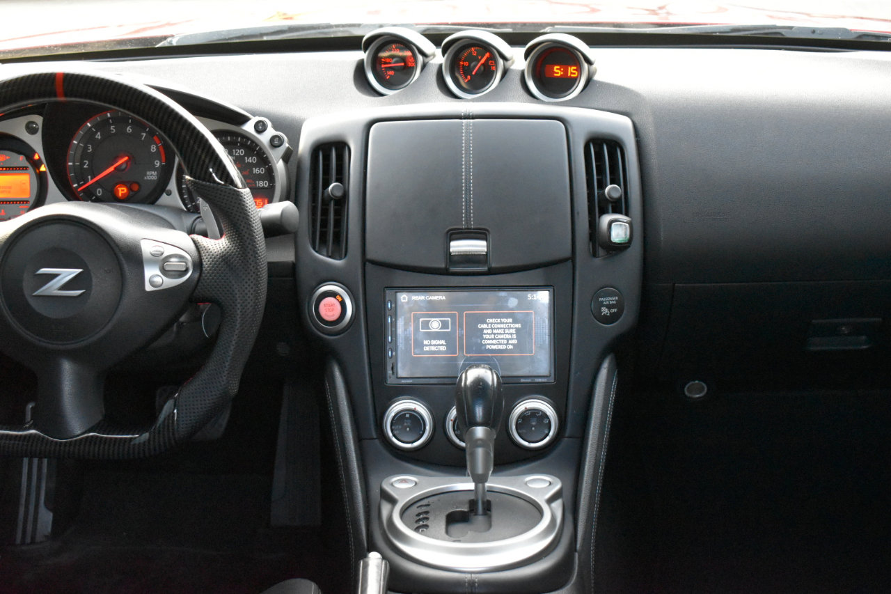 Used 2015 Nissan 370Z Coupe image 19