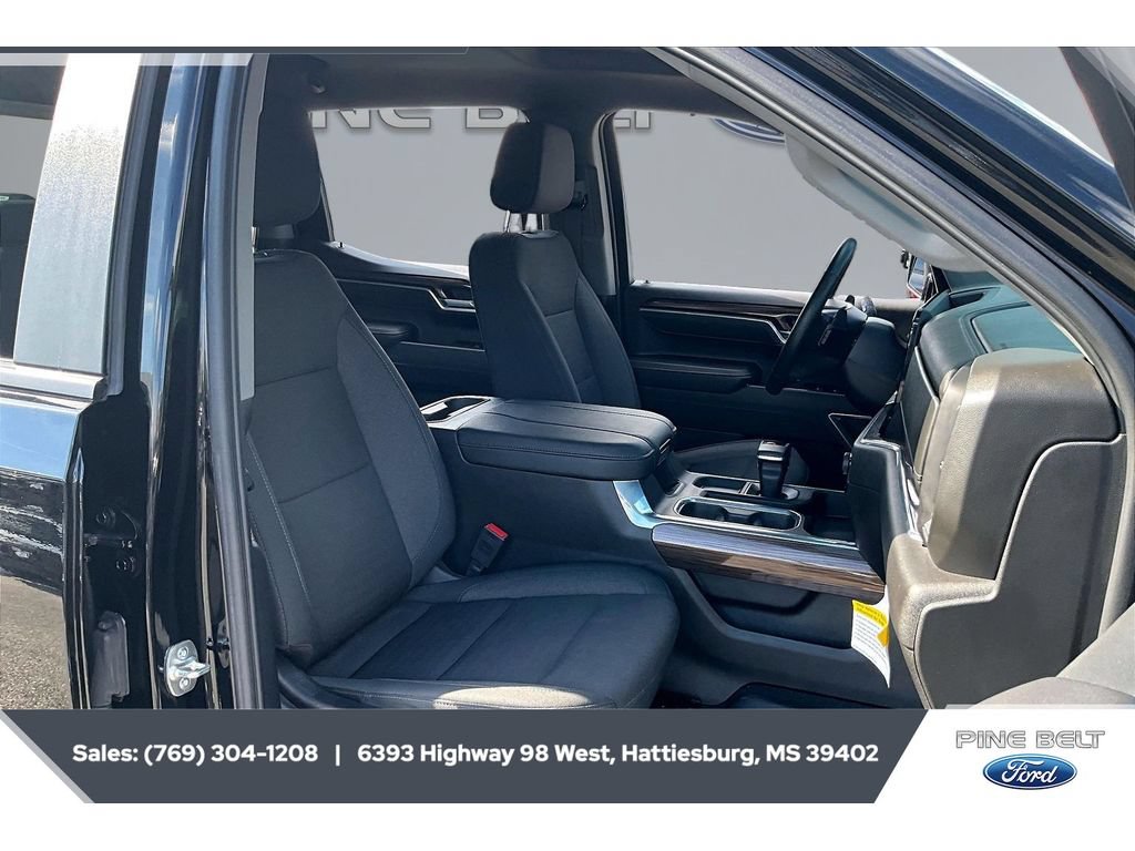 Used 2025 Chevrolet Silverado 1500 RST w/ Convenience Package II AWD/4WD image 6