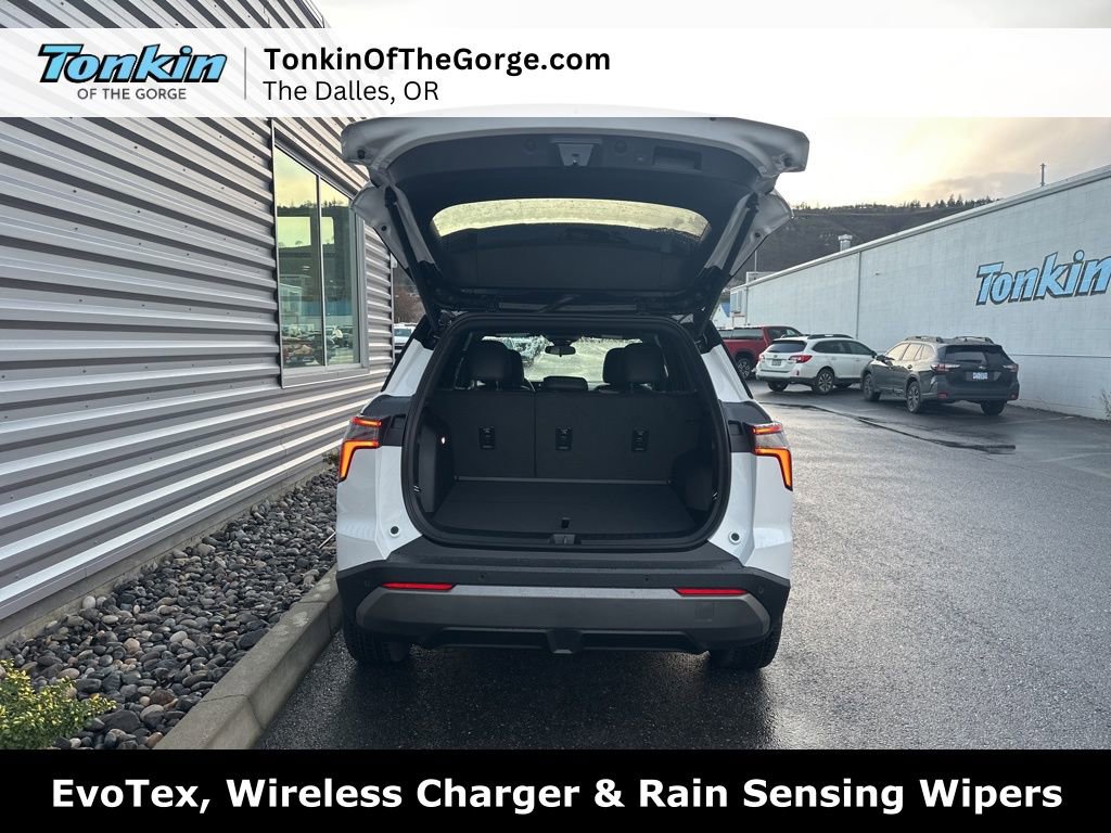 New 2026 Chevrolet Equinox LT w/ Convenience Package II AWD/4WD image 4