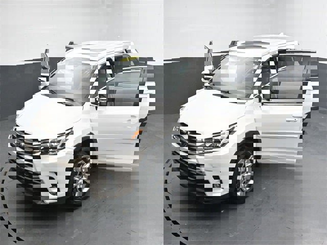 Used 2017 Toyota Highlander Limited image 48