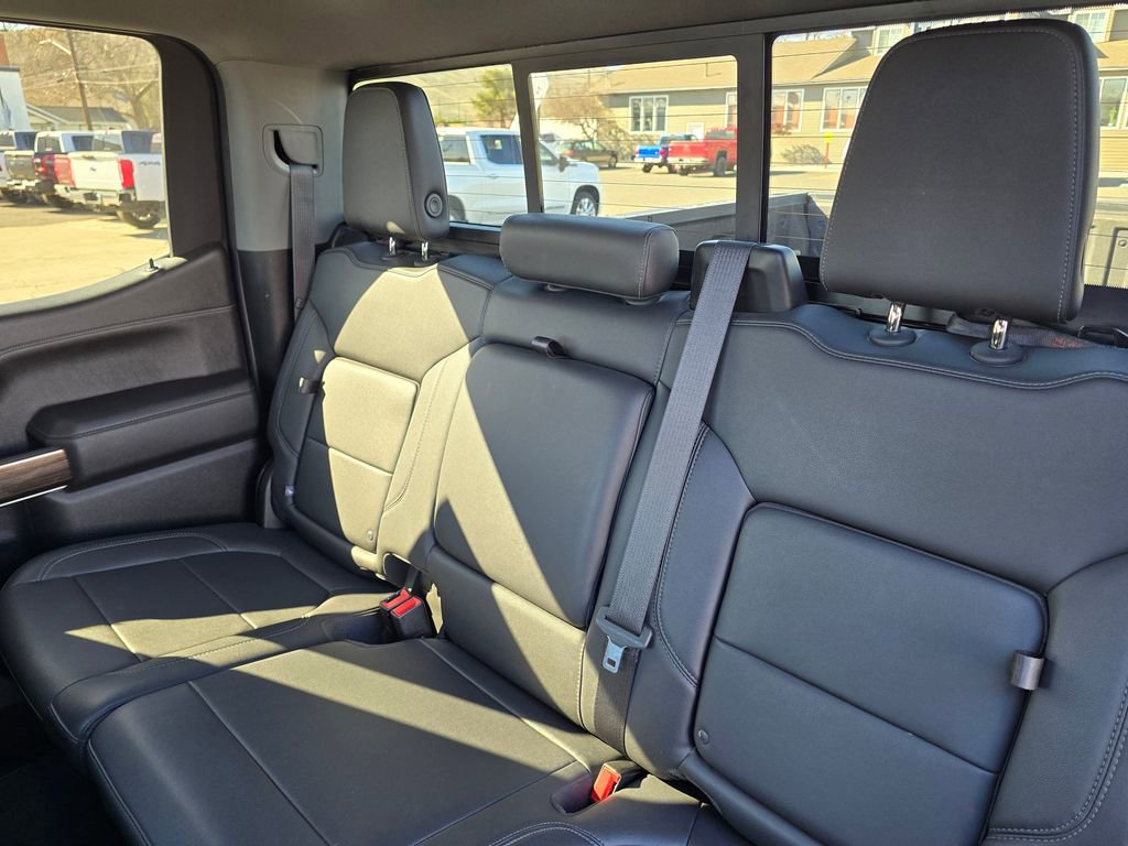 Used 2021 Chevrolet Silverado 1500 RST image 16