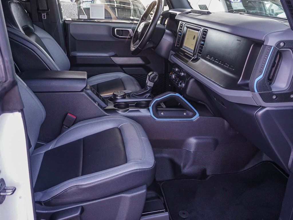 Used 2022 Ford Bronco Black Diamond image 13