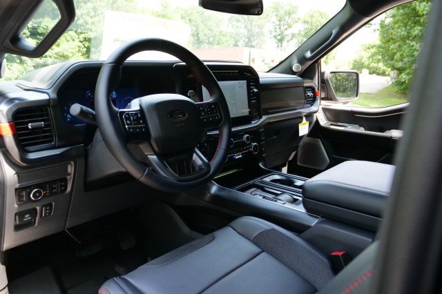 Used 2026 Ford F150 Raptor AWD/4WD image 2