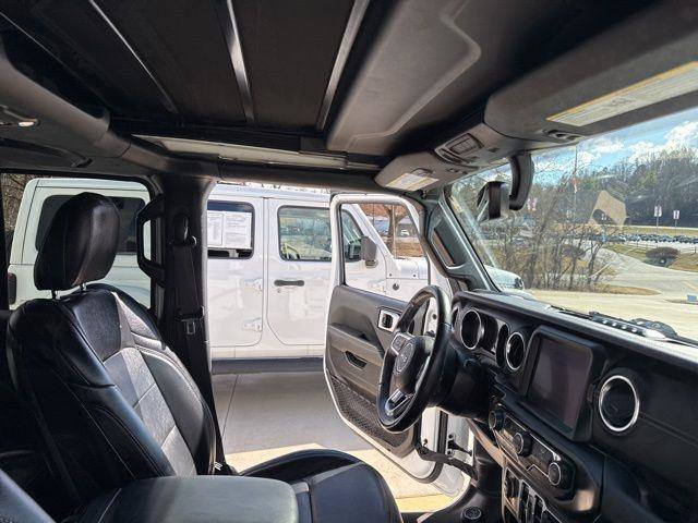 Used 2022 Jeep Wrangler Unlimited Sahara w/ Cold Weather Group image 37