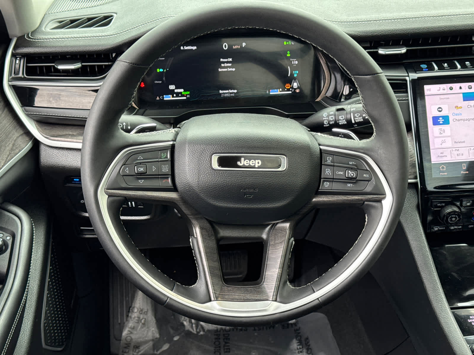 Used 2023 Jeep Grand Cherokee 30th Anniversary image 17