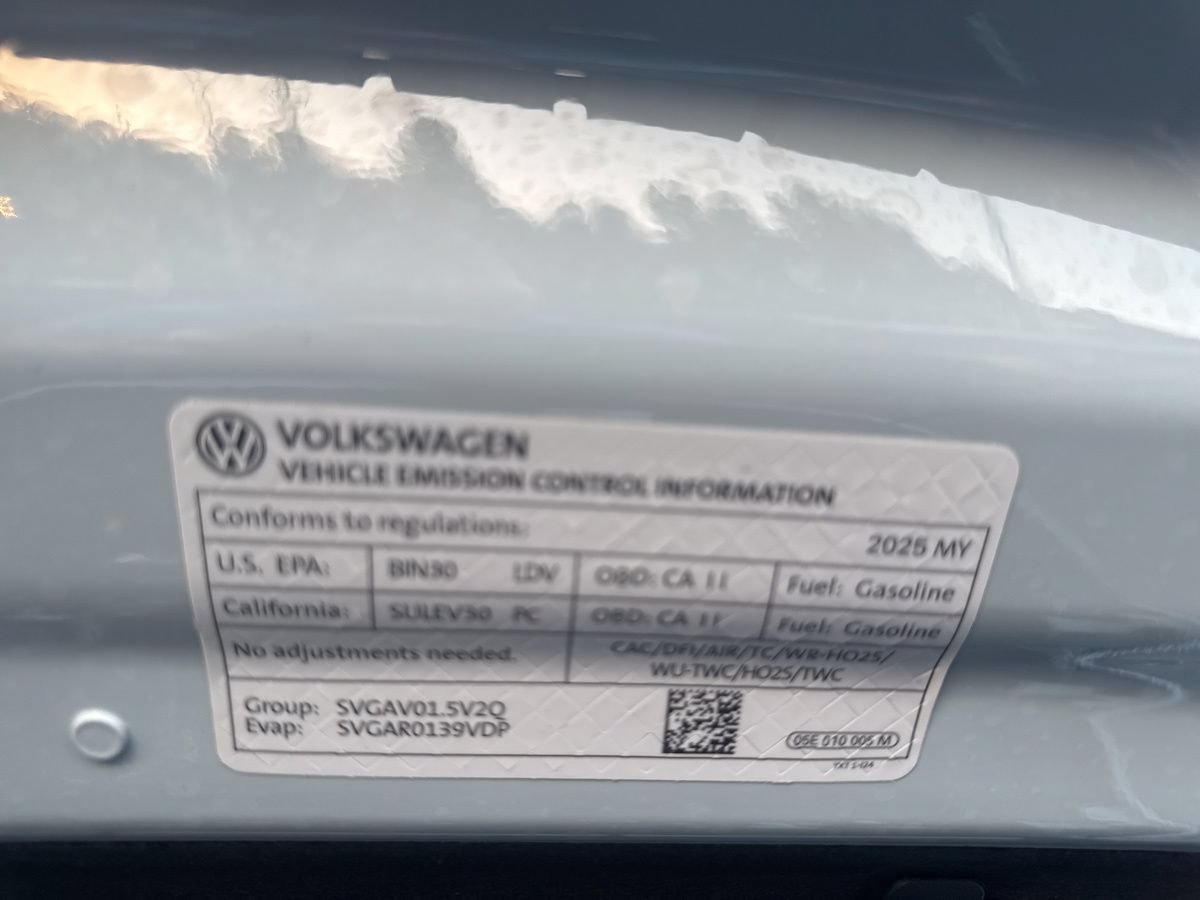 Used 2025 Volkswagen Jetta Sport FWD image 50