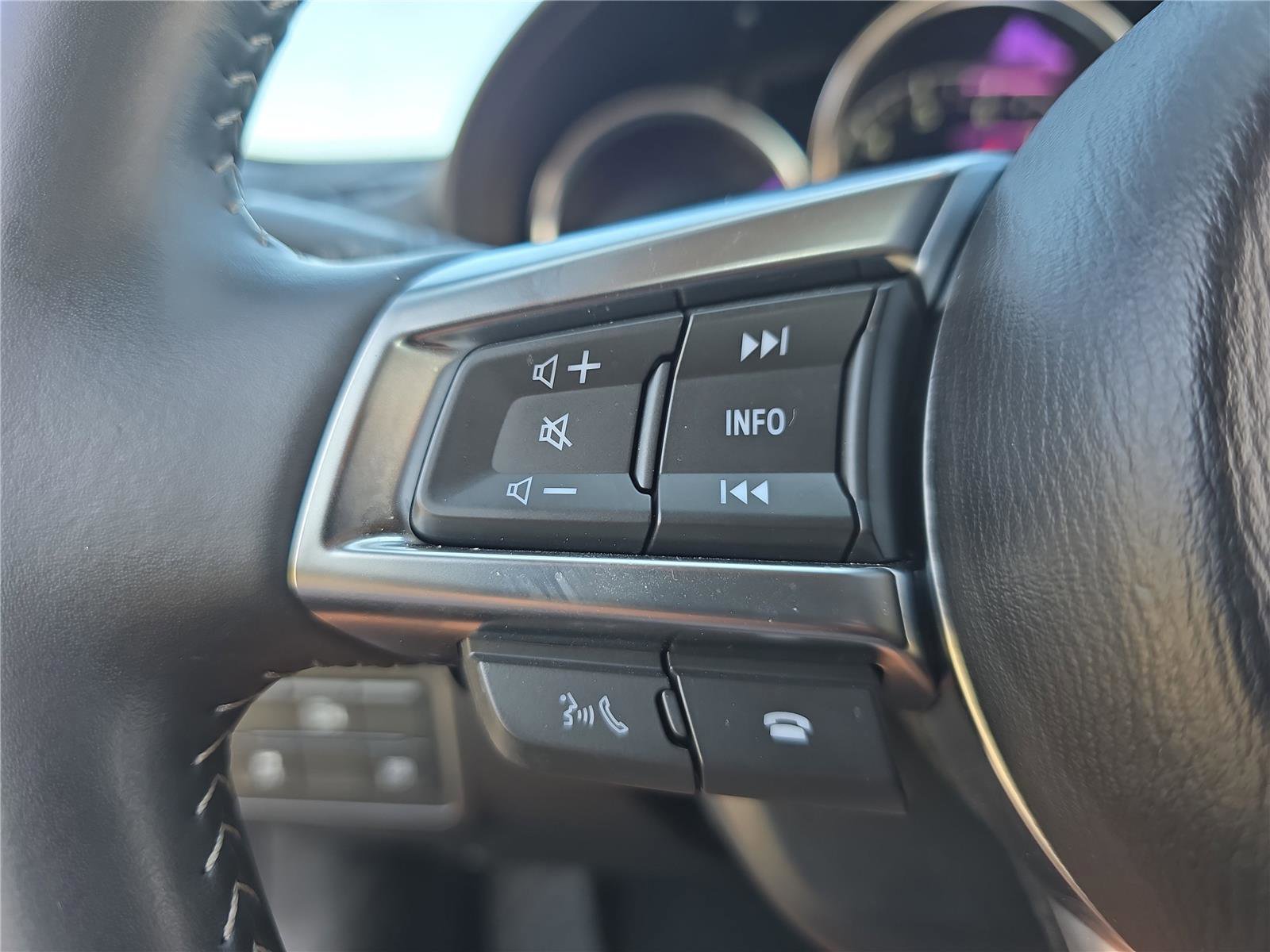 Used 2025 MAZDA MX-5 Miata Grand Touring image 21