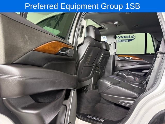 Used 2019 Cadillac Escalade Luxury image 15