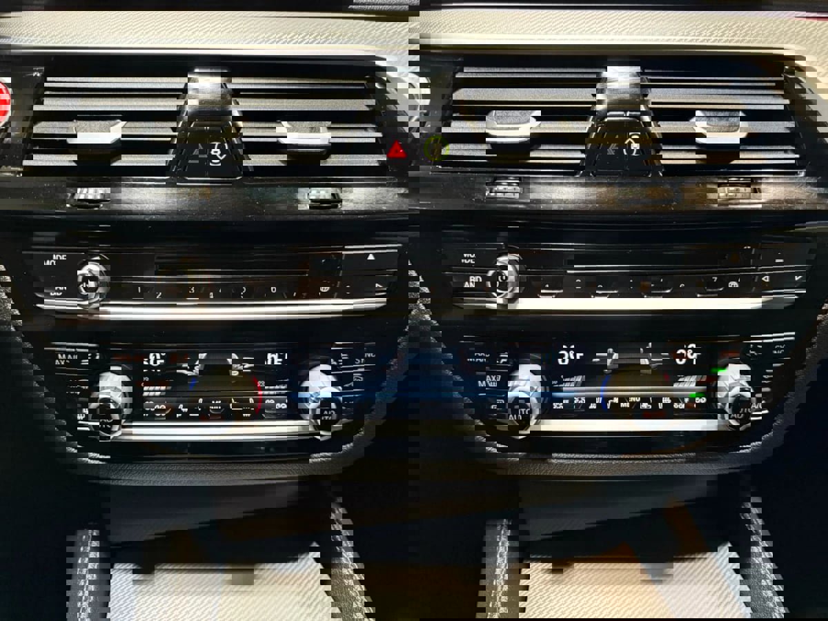 Used 2019 BMW M5 w/ Executive Package image 33