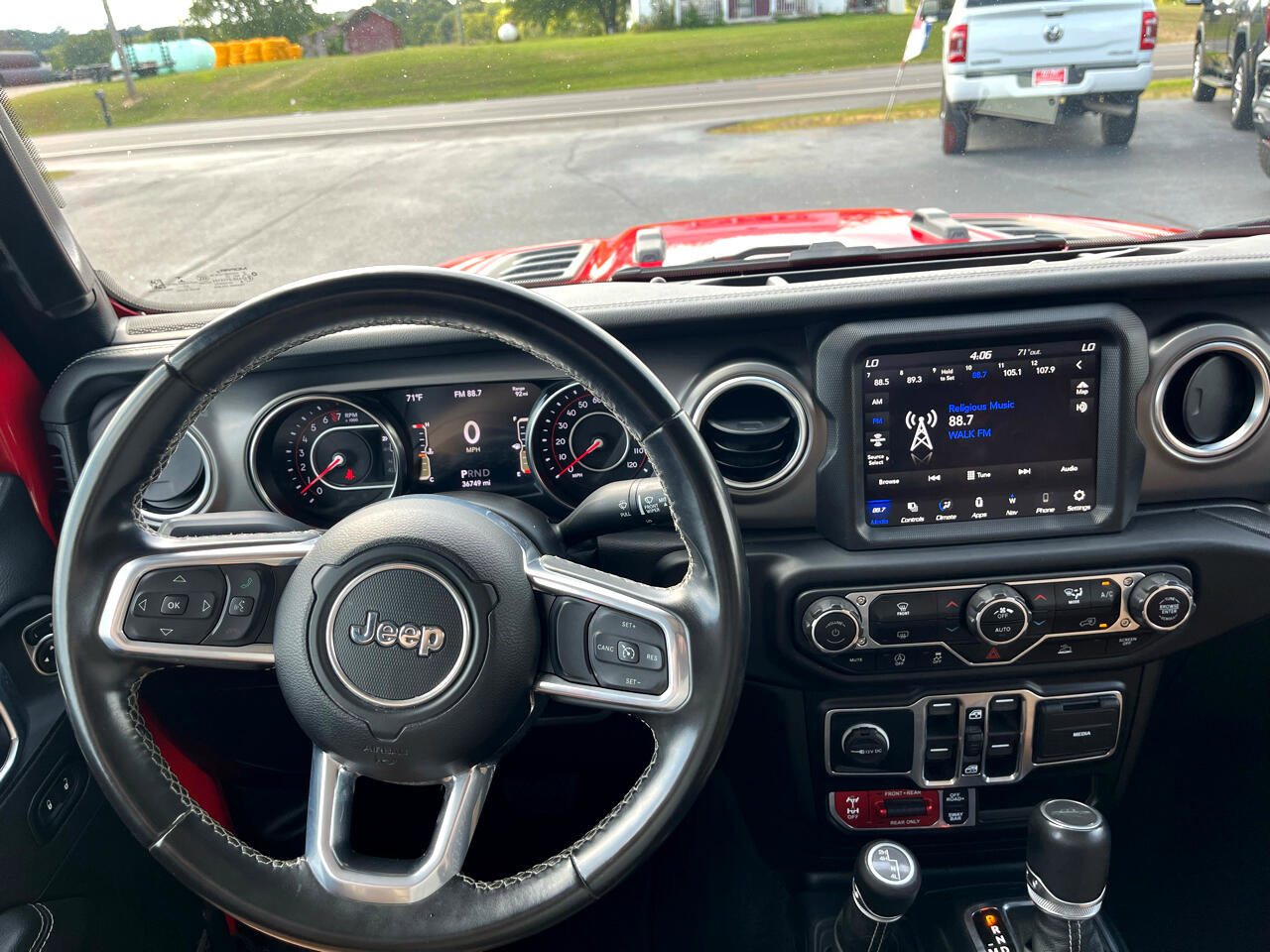 Used 2021 Jeep Gladiator Rubicon w/ Uconnect 4C Nav & Sound Group image 14