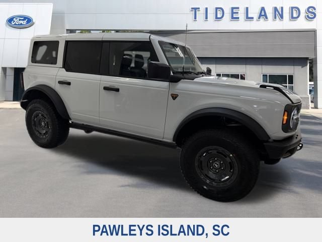 New 2025 Ford Bronco Badlands w/ Sasquatch Package