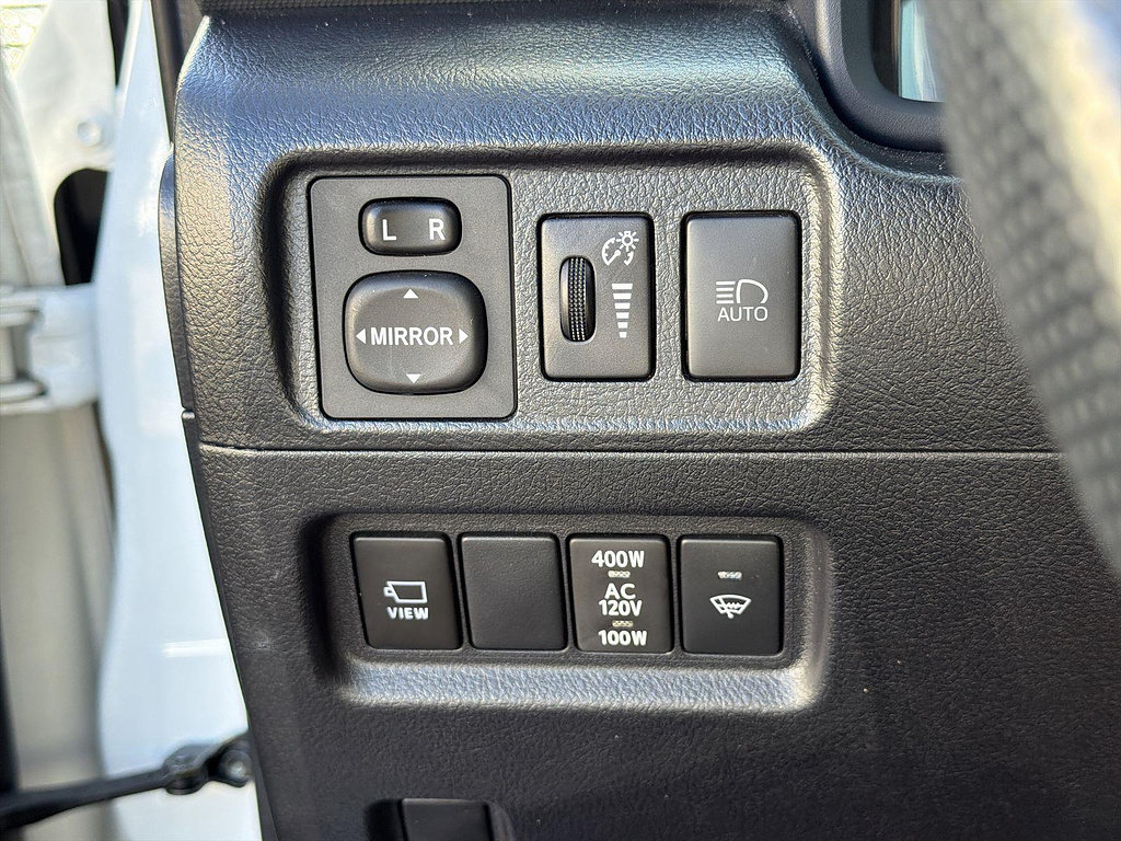 Used 2024 Toyota 4Runner TRD Off-Road Premium w/ Off Road Premium Plus Package AWD/4WD image 17