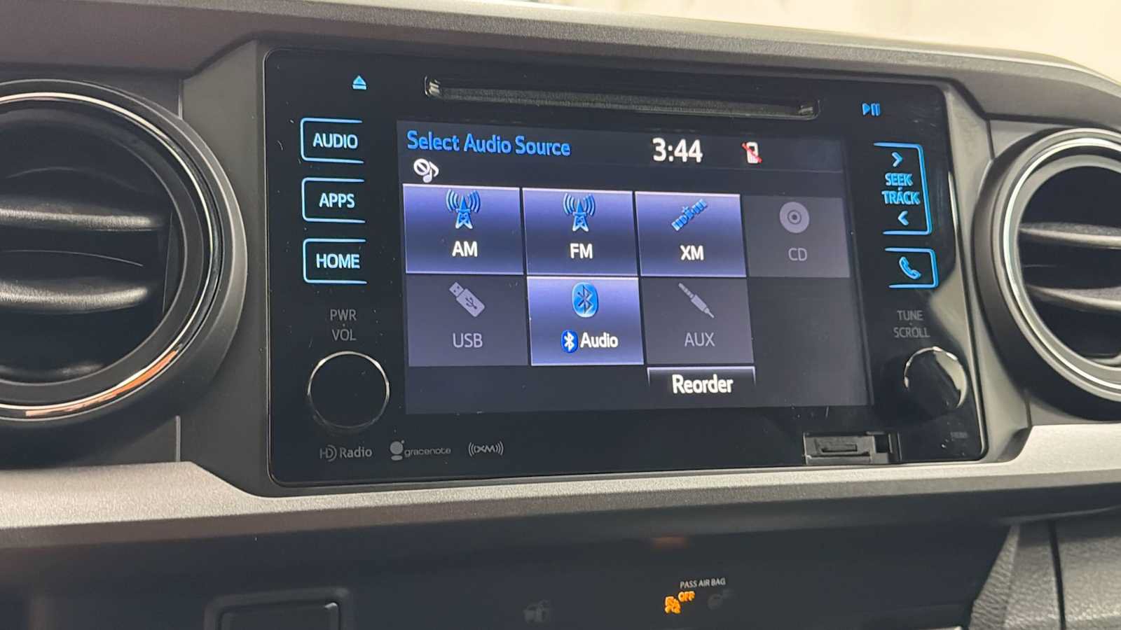 Certified 2019 Toyota Tacoma TRD Sport w/ Technology Package AWD/4WD image 18